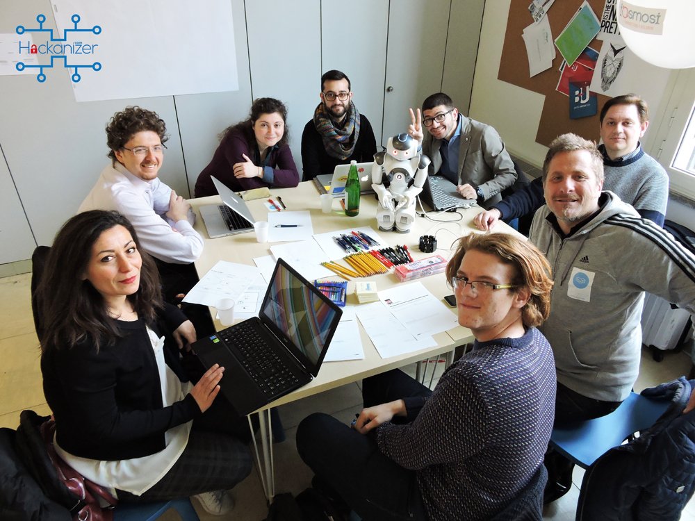 Hackanizer tweet media