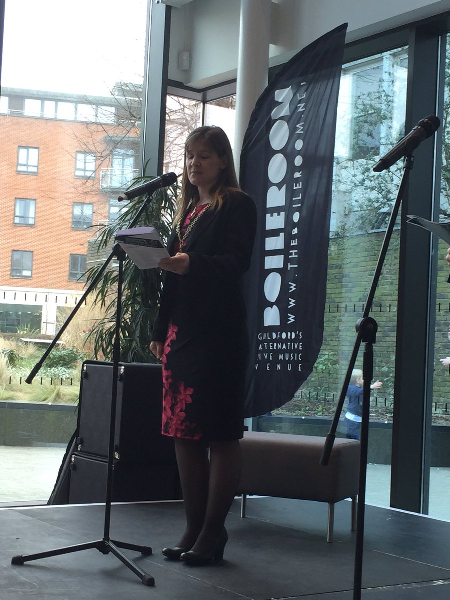 BOILEROOM's tweet photo. Full house as our Mayor Nikki Nelson-Smith officially opens the festival #innovateguildford @InnovateG4 🎈#Guildford https://t.co/F69oE77FGV
