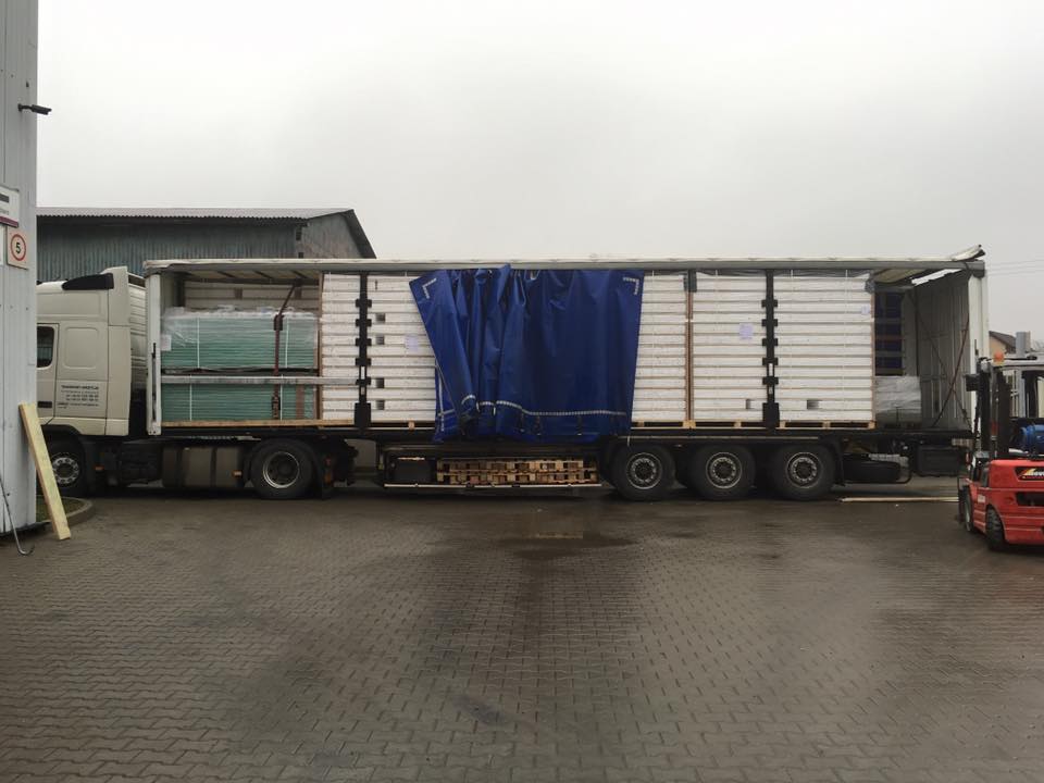LSTechHomes's tweet photo. Pierwsze panele #SIP #MgoGreen są już w drodze do Chorwacji. Więcej o kontrakcie https://t.co/ZUR8n0rGFd https://t.co/fml2FV7dMj