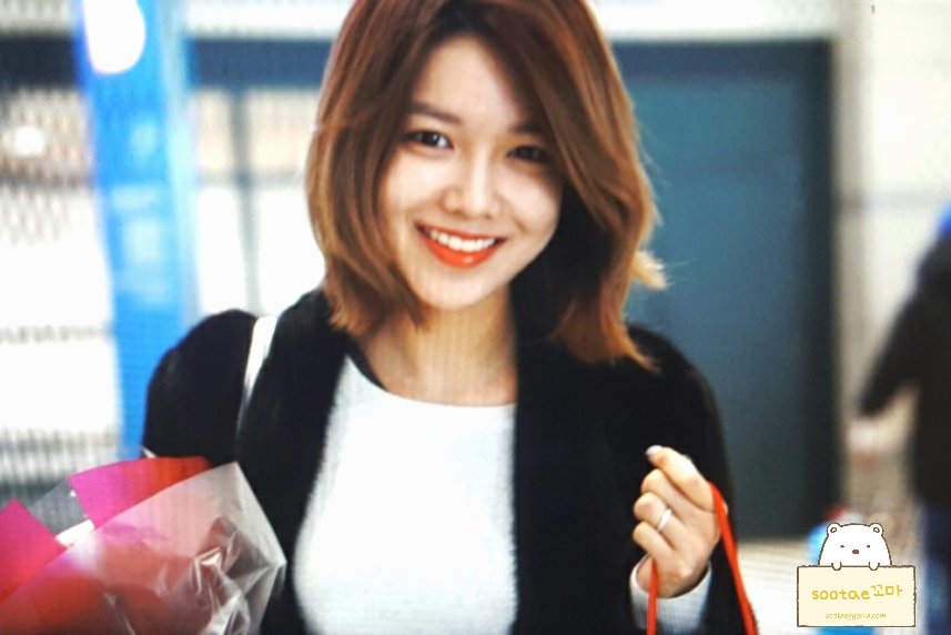 [PIC][12-03-2016]SooYoung trở về Hàn Quốc vào chiều nay CdVDHAFUEAAmxYz