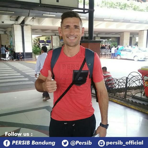 persib's tweet photo. #WilujengSumpingBelencoso :) https://t.co/GQtm7HojpA