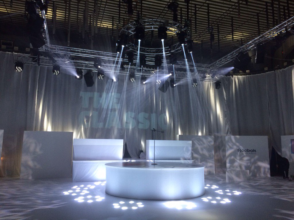 The set before #KendrickLamar lit it up  @OldGranadaMCR <a href="/kendricklamar/">Kendrick Lamar</a> @ReebokClassics