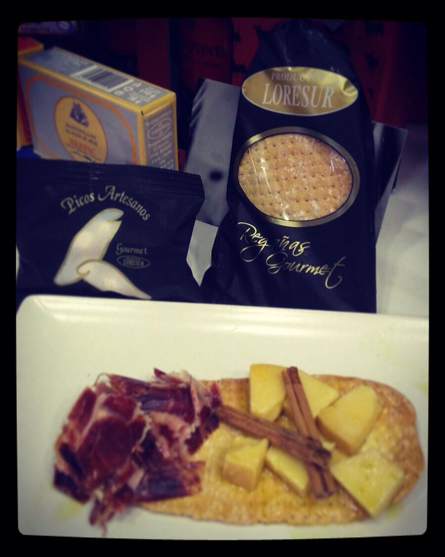 LoresurDH's tweet photo. Buenos días Empieza el finde A DISFRUTAR AMIGOS 😂😋😆😝😜 https://t.co/P9QGvnqQ2V