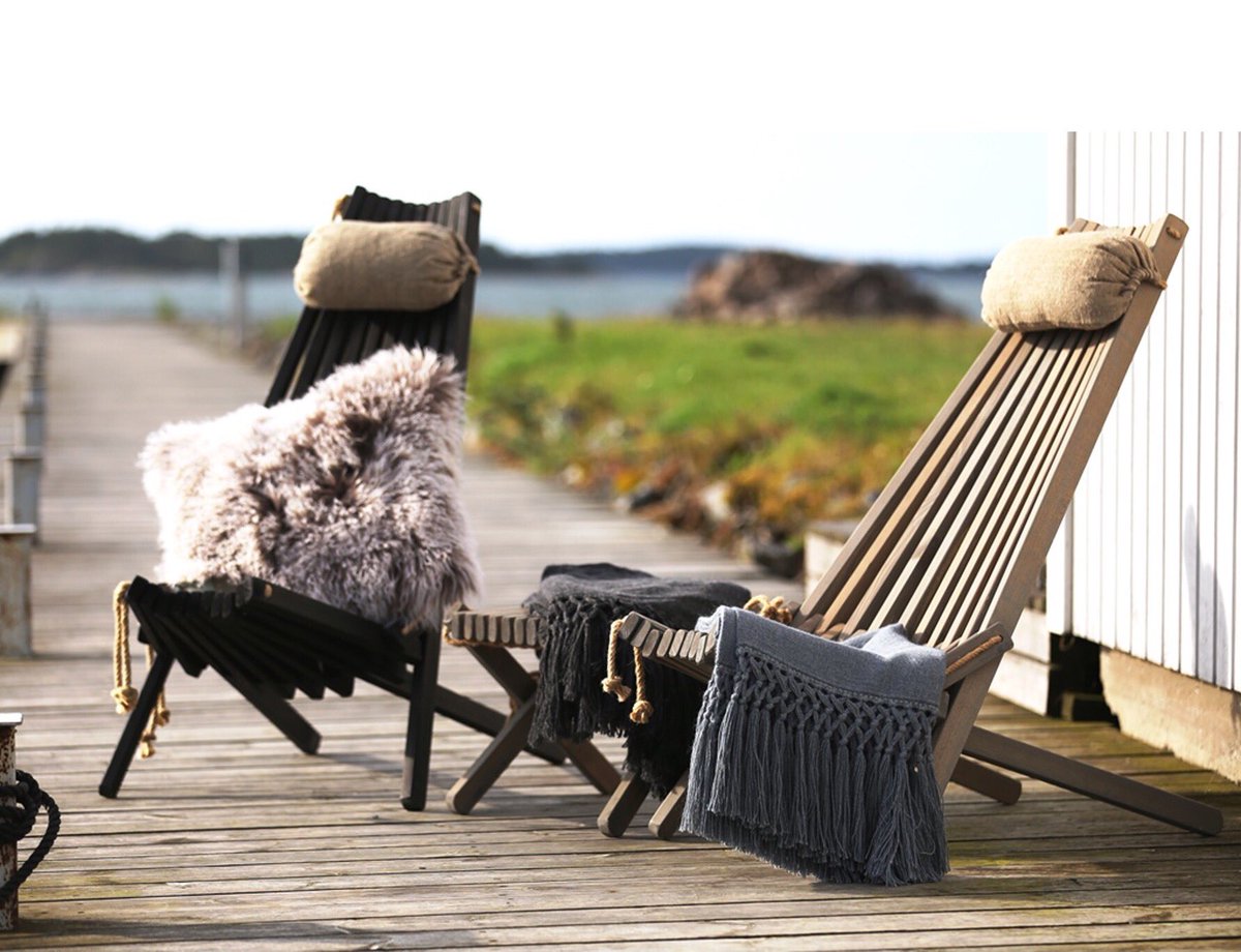 Hallo fijne zonnestralen en hallo prachtige buiten stoelen! Nu op basiclabel.nl #ecofurn #tuinstoel #lente