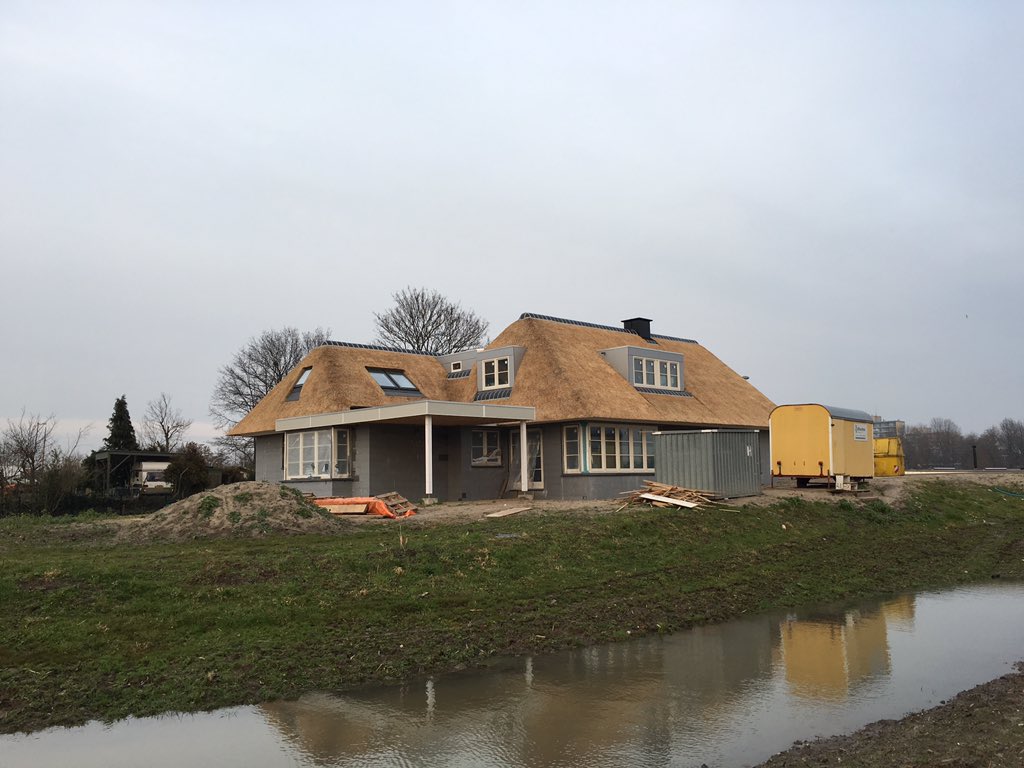 verbouwbeurs's tweet photo. Nieuwe #duurzaam woning? Kom bij @Ewoningen op @verbouwbeurs kijken. Hier een in aanbouw #Zwolle https://t.co/NDNmsLVBo5