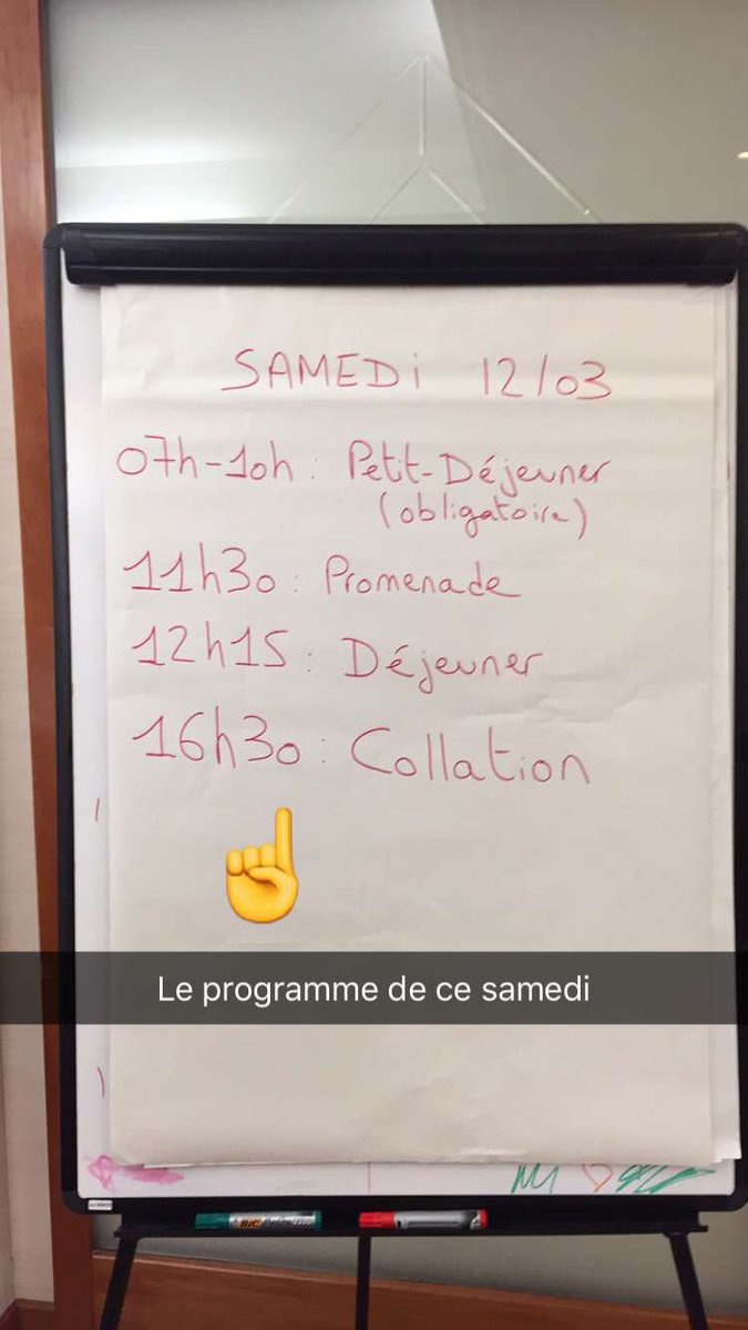 losclive's tweet image. [👊JOUR DE MATCH👊] Vivez les coulisses de #SCBLOSC sur Snapchat. Ajoutez-nous (losc_officiel) ou flashez ce code ;-)