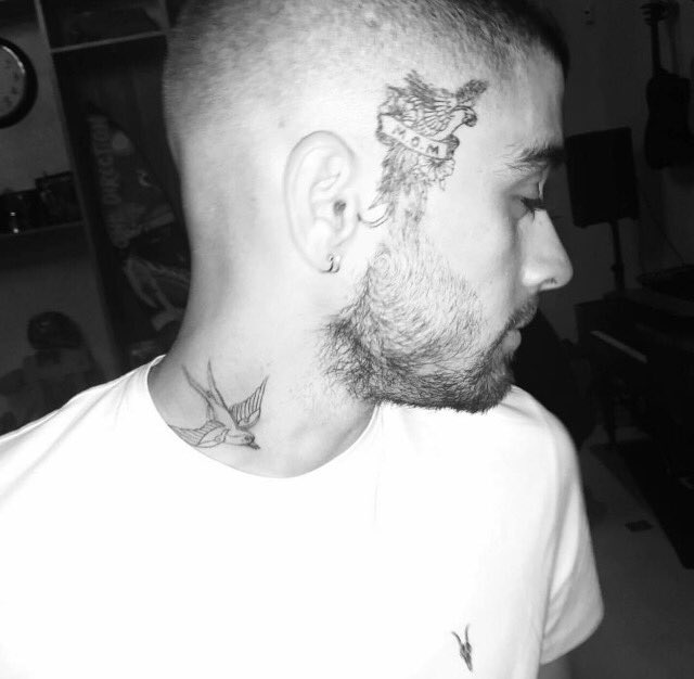 retrobirth's tweet photo. Infinite love. 
#zayntattoo #OneDirection #LIKEIWOULDTONUMBER1  @zaynmalik  @zjmitalia @5secofjames @all1dcrew https://t.co/4r7NRmWnRn