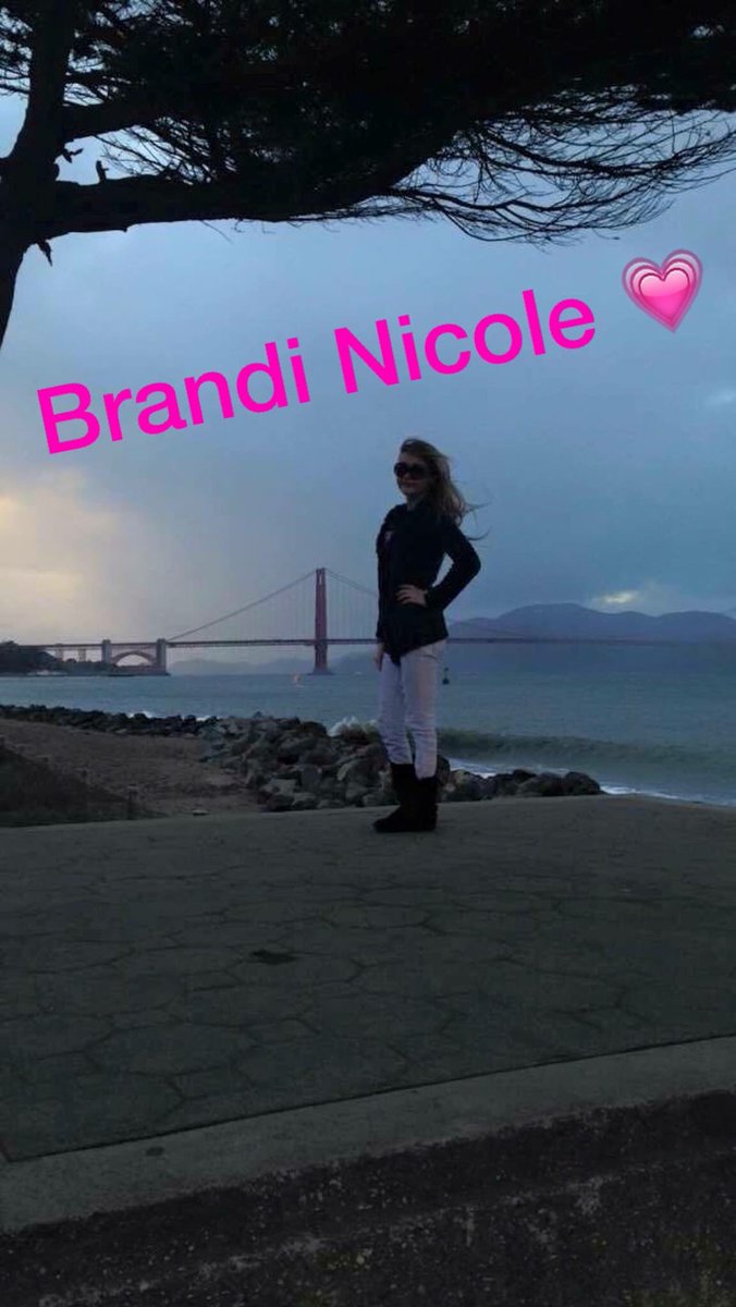 CharmOneDesigns's tweet image. Never Give Up on your Dreams 💗📍💫