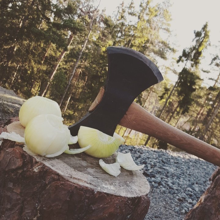 SwedishMealTime's tweet photo. The Hackening begins! 1.7 tonnes of onions to be chopped. Swedish style. #thehackening #rosmt https://t.co/beSM2Cny6I