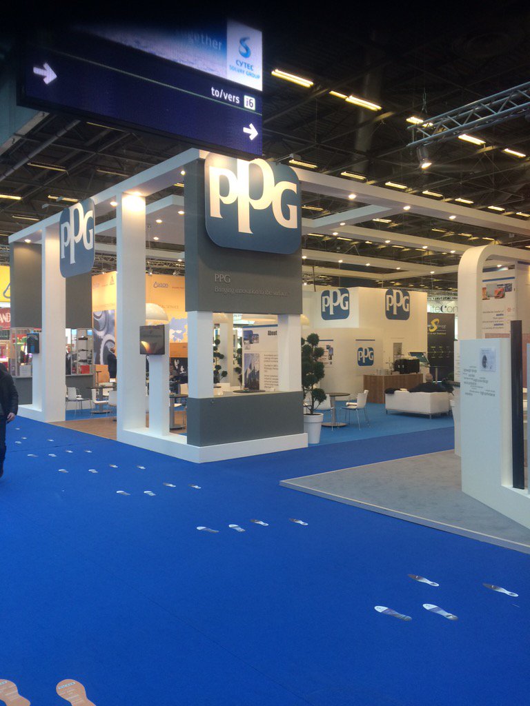 Drie dagen JEC world in Parijs, koffie verzorgen op de stand van PPG Aerospace en PPG Fiber glas.