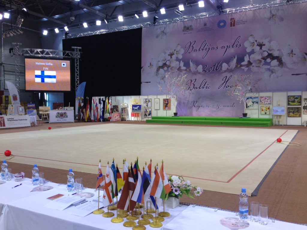 edtroretro's tweet photo. Tuvākās 12h man būs iespēja tuvāk iepazīties ar olimpisko sporta veidu-mākslas vingrošanu.Vienmēr esmu to gribējis. https://t.co/XGnCqhoHa1