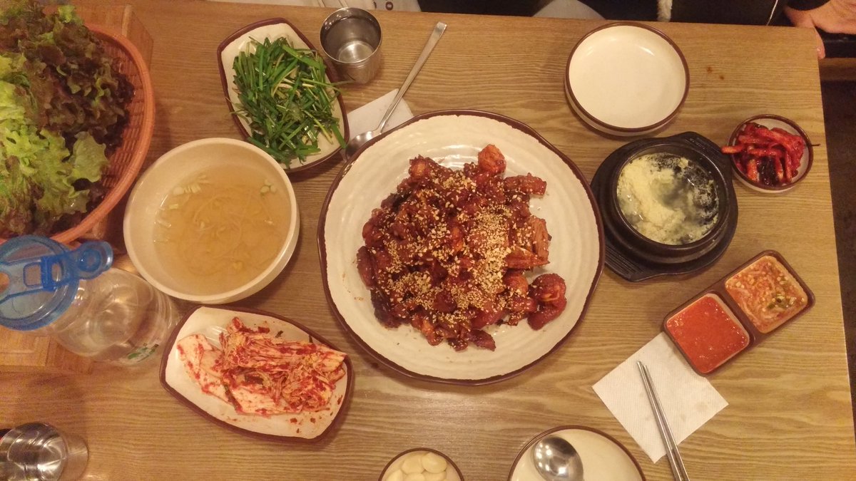 #신촌 #한양왕족발 #불족보쌈 넘나 맛나는 것♥