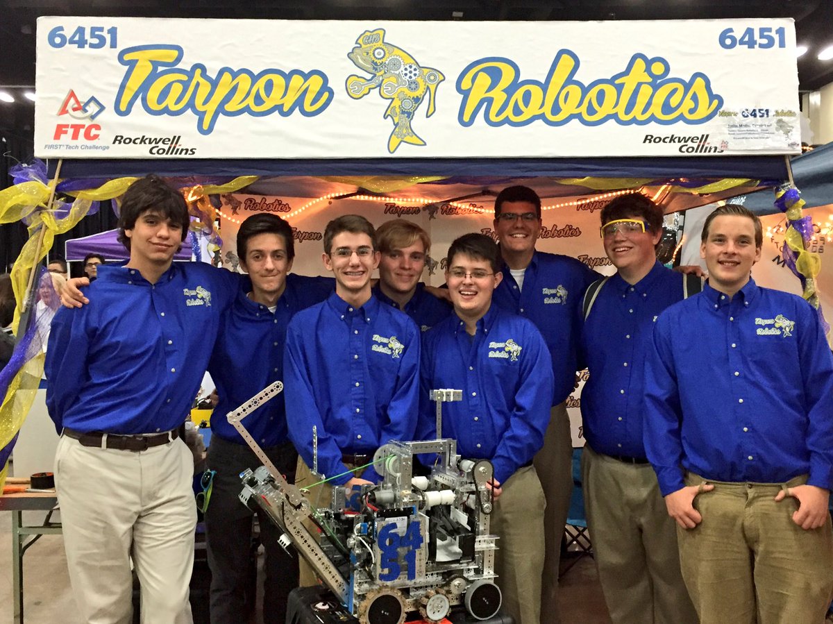 We had 6 wins, 3 losses to rank 11th overall in the Ochoa division with 1679 RP. Ochoa winning alliance, event final