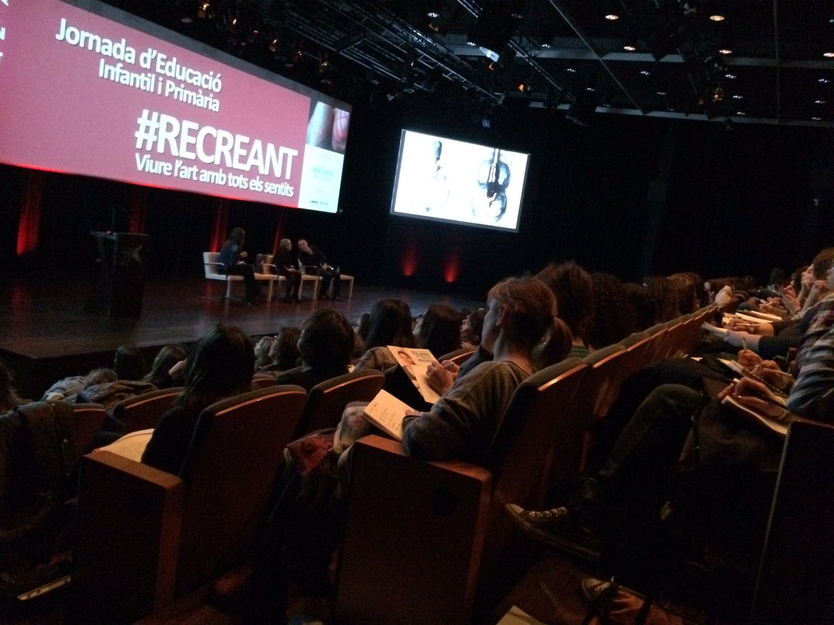 RosaSensat's tweet photo. Davant el jo no en se, el n'aprendré amb els meus alumnes @DimasFabregas #Recreant @CaixaForum_CAT https://t.co/S0HFSetSKr