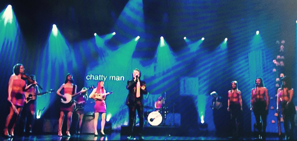 Great working with #rodstewart musicians and backing vocals for #alancarrchattyman #colourblocking