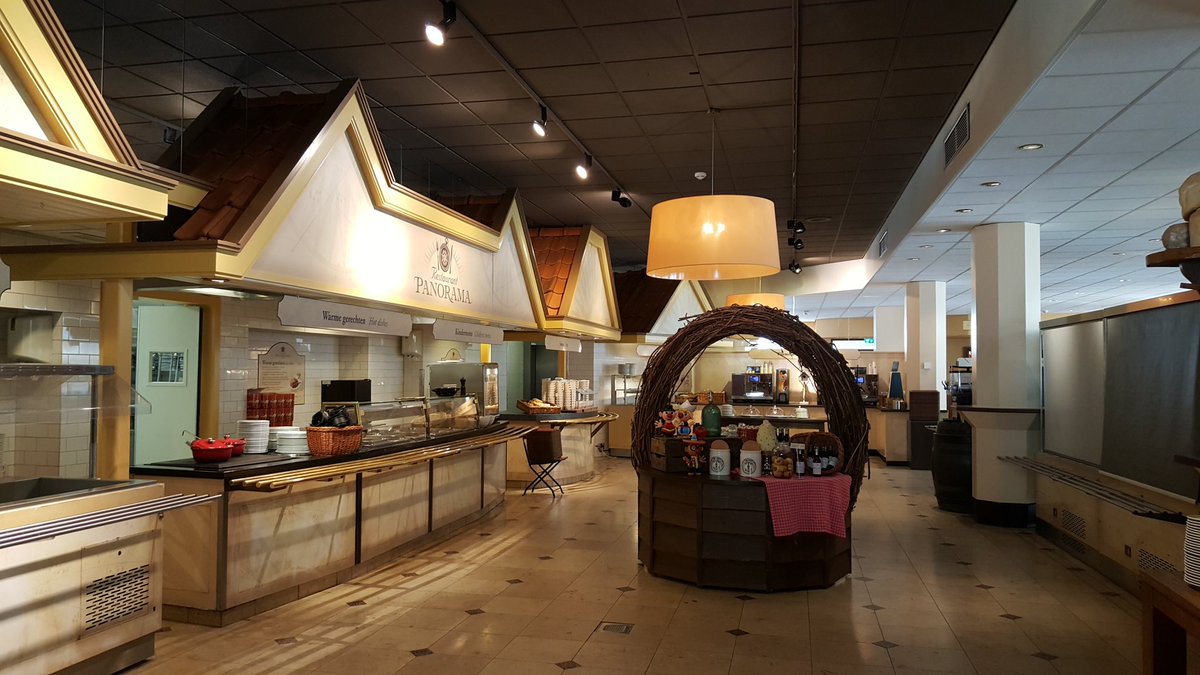 Vanaf vandaag is restaurant Panorama open voor publiek. <a href="/Efteling/">Efteling</a> ^5EF