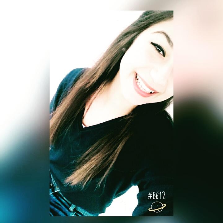 Sen benim yerde bulduğum gökyüzümsün.