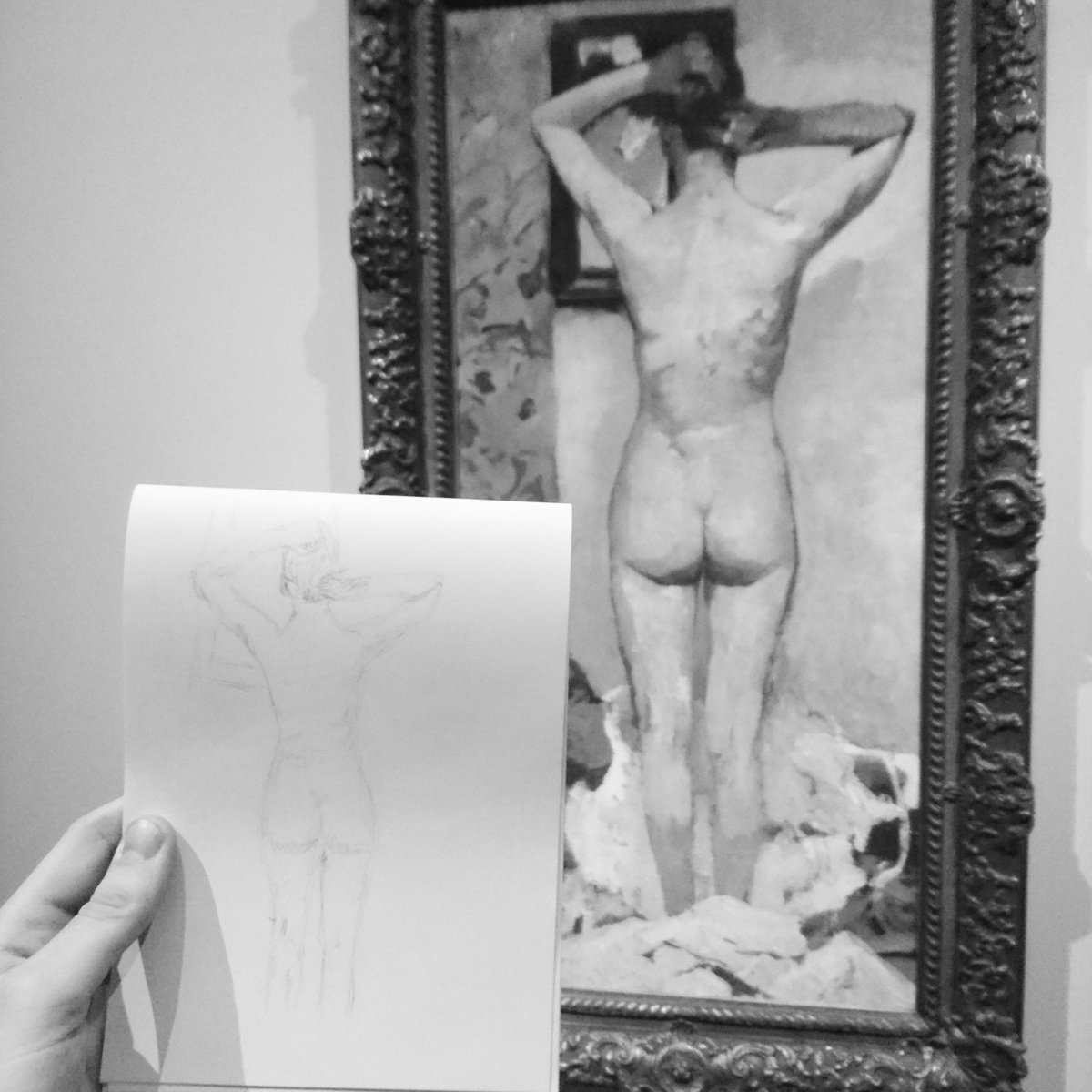 paddingtonscoat's tweet photo. @rijksmuseum it's a great way to see the museum, can't recommend it enough! #Rijksmuseum #drawingtour #art #happy https://t.co/pwZQLY807B