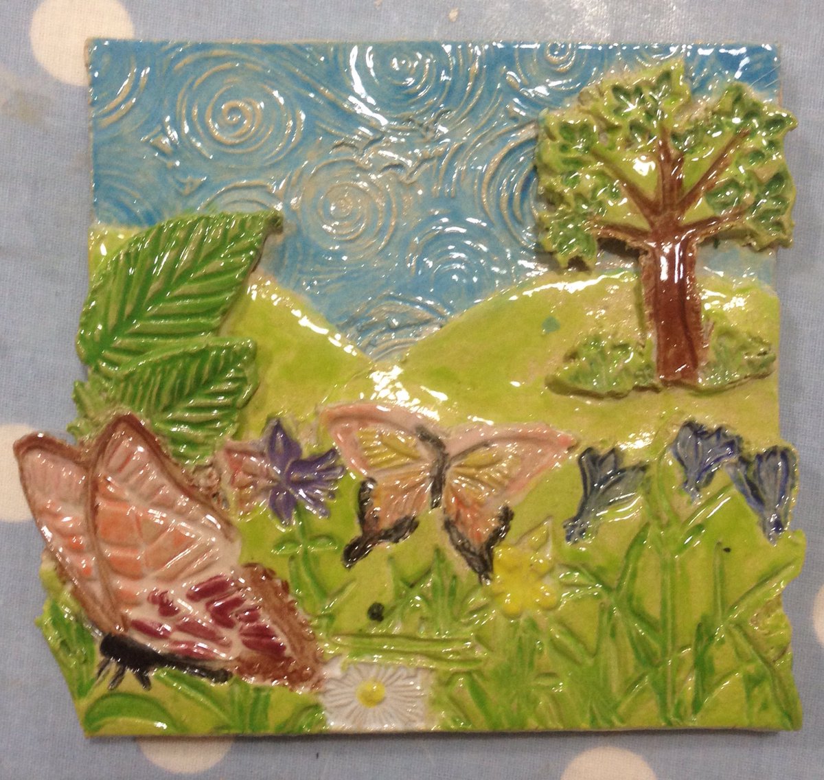 Anne's tile has come out a treat! #pottery #claycourse #redhouseglasscone #giftexperience