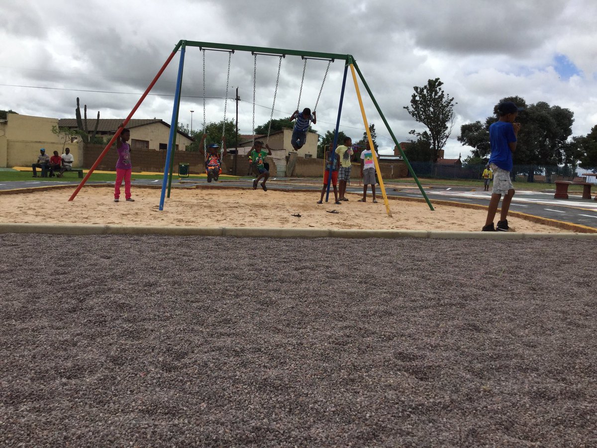 sontondlovu's tweet photo. @CityTshwane's #Vision2055 2create a livable city is being realized,ward by ward. Siyaqhuba. #EkangalaCommunityPark https://t.co/gmuZS19nHZ