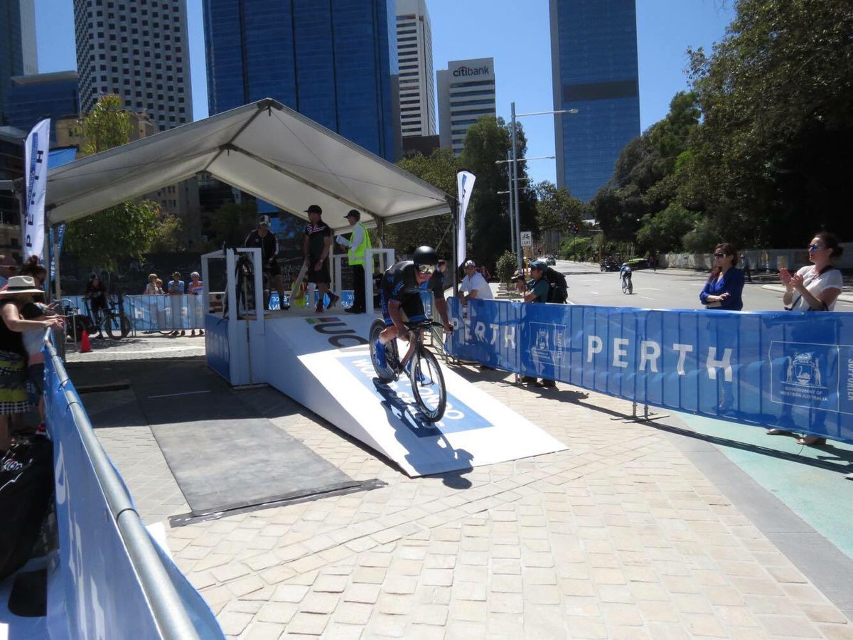 CoppKerri's tweet photo. Perfect weather #gfwsperth @kcmarinecovers #cycling #qualified #m40-44 #8th @WINNews_ROK local from yeppoon #ITT https://t.co/UM43eGn7Xl