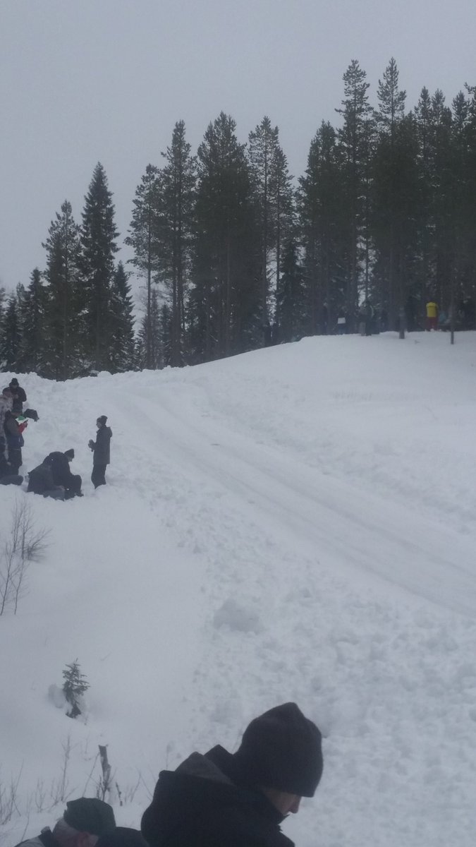 Andreas9186's tweet photo. Spectating on the last winter rally for this year. 195 crews on the entrylist.Lets hope for some spectacular driving https://t.co/HqKUwe4IP8