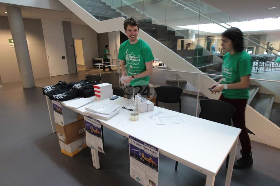 IberBase's tweet photo. La USAL acoge este fin de semana el 'Startup Weekend' https://t.co/W7r3NhEBMt https://t.co/09hOXAbmNz