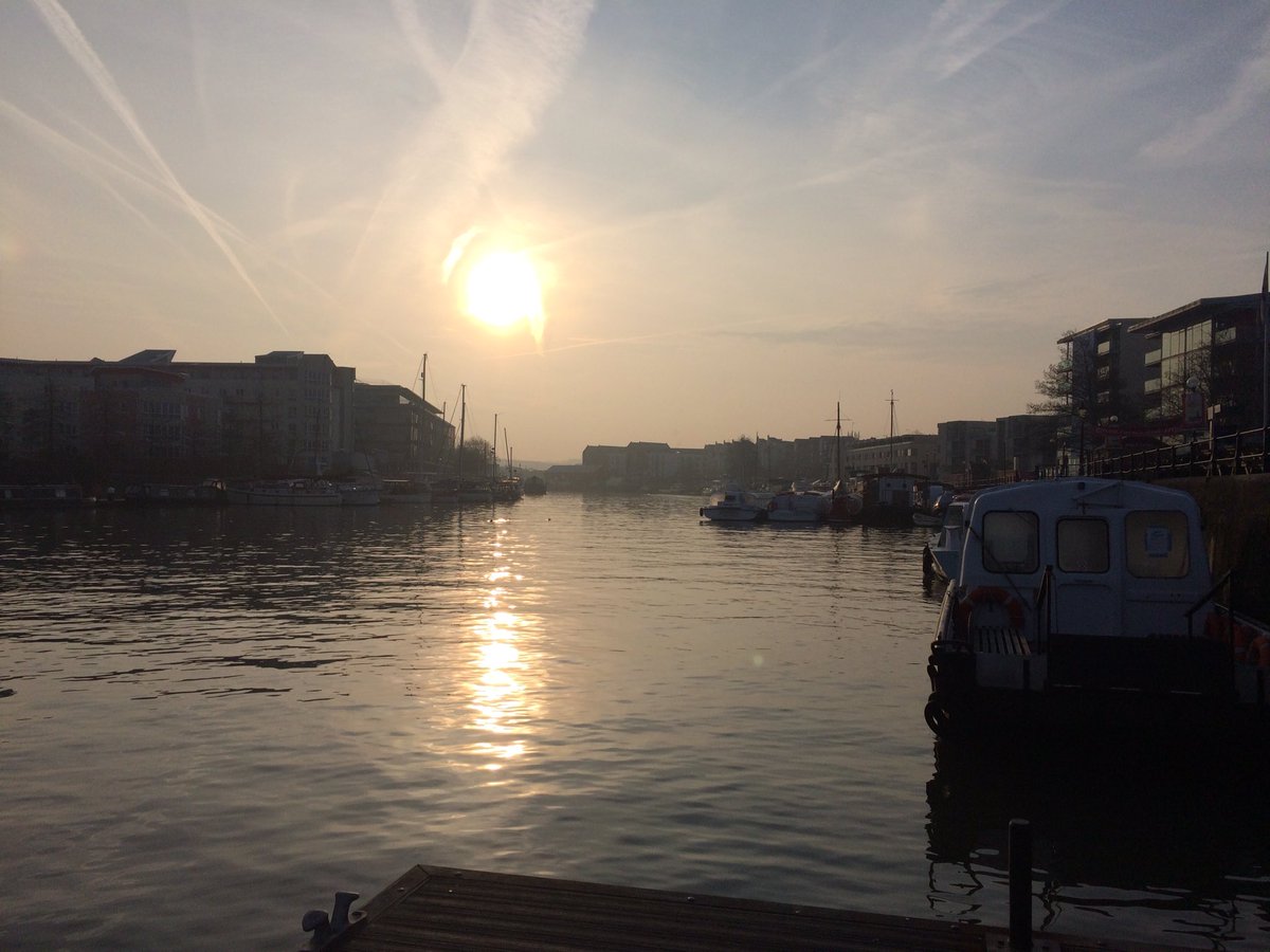 University of Bristol Boat Club (@uobboatclub) on Twitter photo The course is set for the Varsity Boat Race. #embracetherivalry #mightymaroon <a href="/Bristol_SU/">Bristol SU</a> The course is set for the Varsity Boat Race. #embracetherivalry #mightymaroon <a href="/Bristol_SU/">Bristol SU</a>