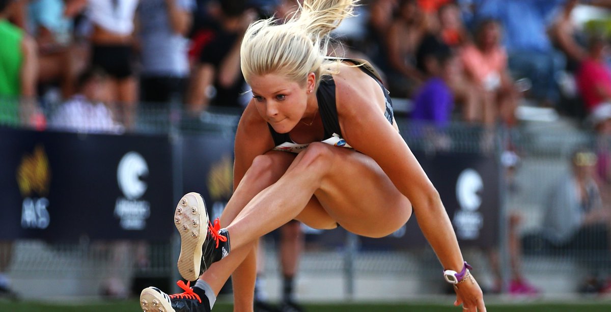 AustralianAths's tweet photo. Introducing our newest Australian #LongJump Record holder, @brookestratts. 
Her leap... 7.05m.
#SUMMERofATHS https://t.co/PLgKLrkWQX
