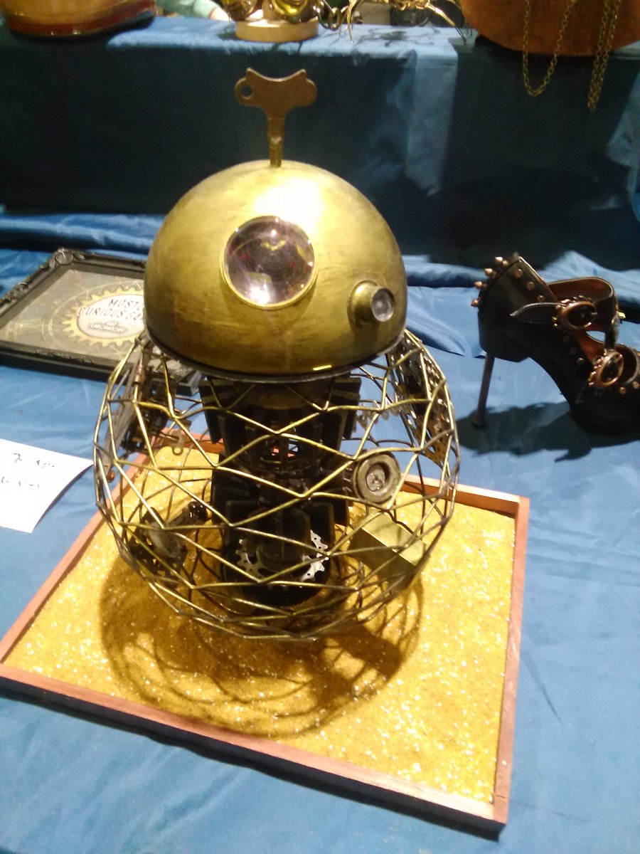 Retr0Gen's tweet photo. #Steampunk #StarWars @MCMComicCon #liverpool https://t.co/6PlEjMexfn