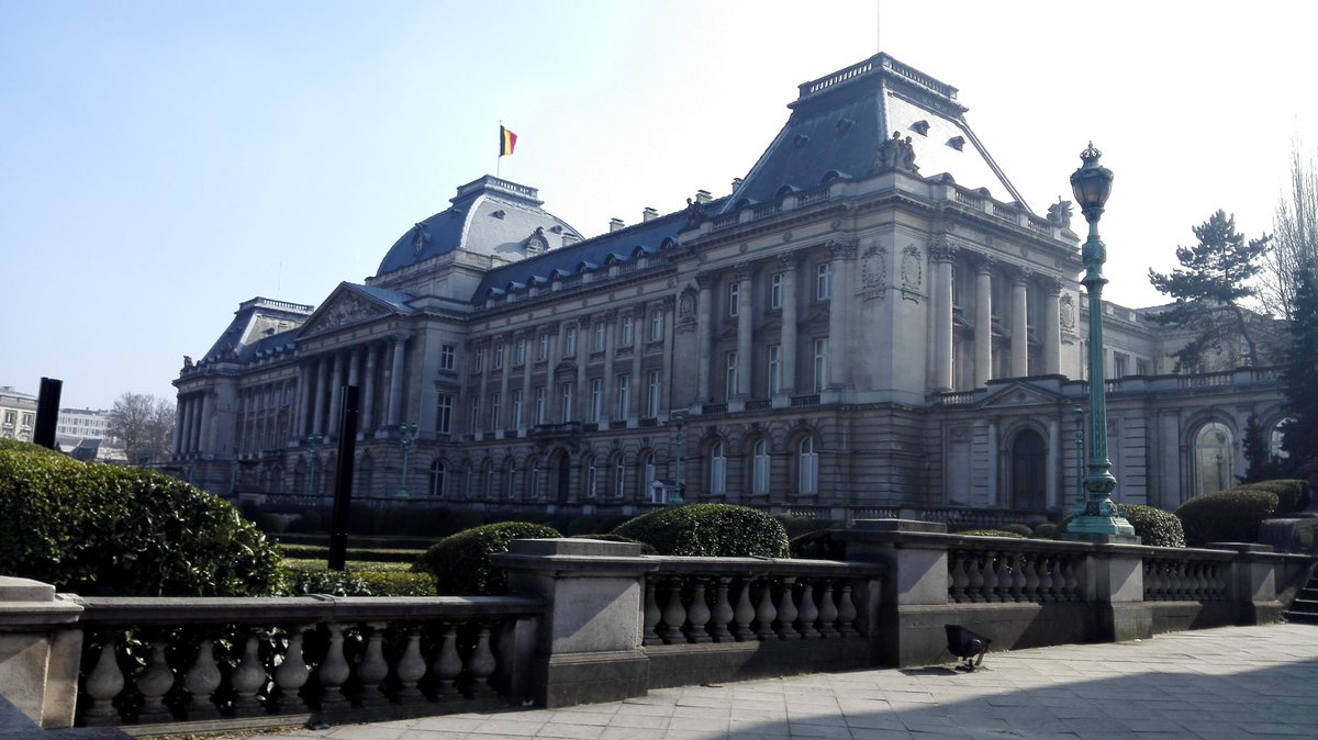 annapistu's tweet image. #masterprotocolblanquerna Palais Royale que ens recorda inevitablement el Palau Reial de Madrid :) #brusselles