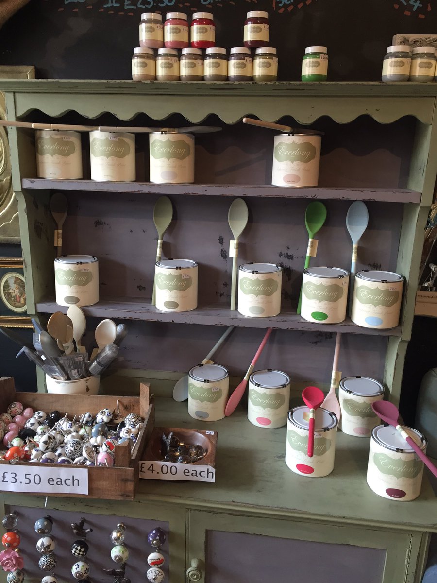 shirleysthrift's tweet photo. My customers are going @EverlongPaint mad today! Note to self, Order much more this week! https://t.co/ViyZpTDaLn