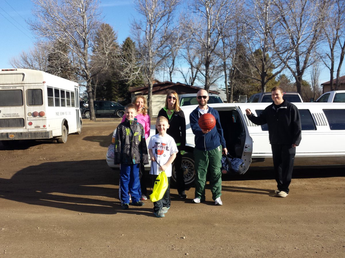 ddooley33's tweet photo. Arriving at the Pingree Tournament in style!  #winning https://t.co/0ow7IqxcMJ