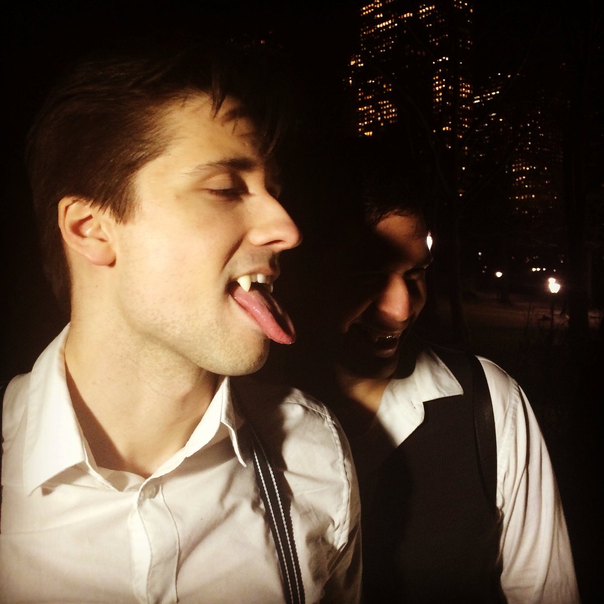 Sarcastic Vampires tweet media