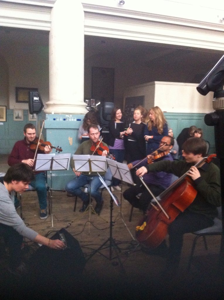 katezdaniels's tweet image. String quartet rehearse  our @dowsingforsound gig #Shoreditch tonight. #StLeonardsChurch Come join us  #LoveLight