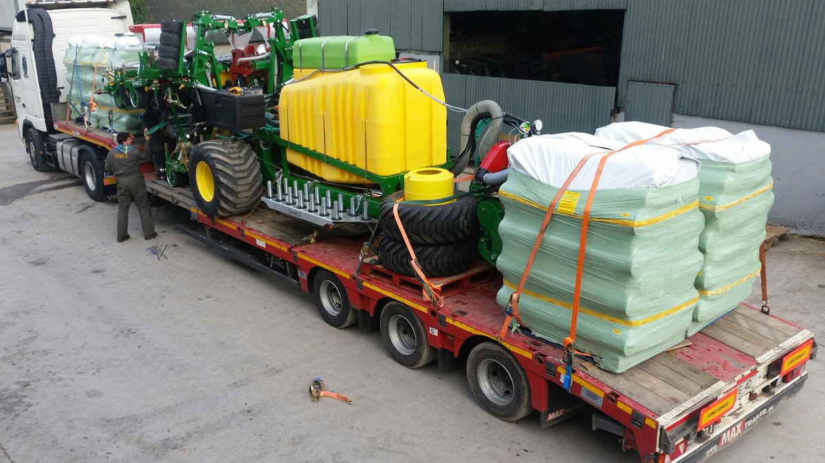 samcosystem's tweet photo. CarryAll Folding 71HD with GyroHead and weight transfer system @RigaultM @Campagna911 @LeeLaframboise @FTMTA_ https://t.co/672s4l6oyl