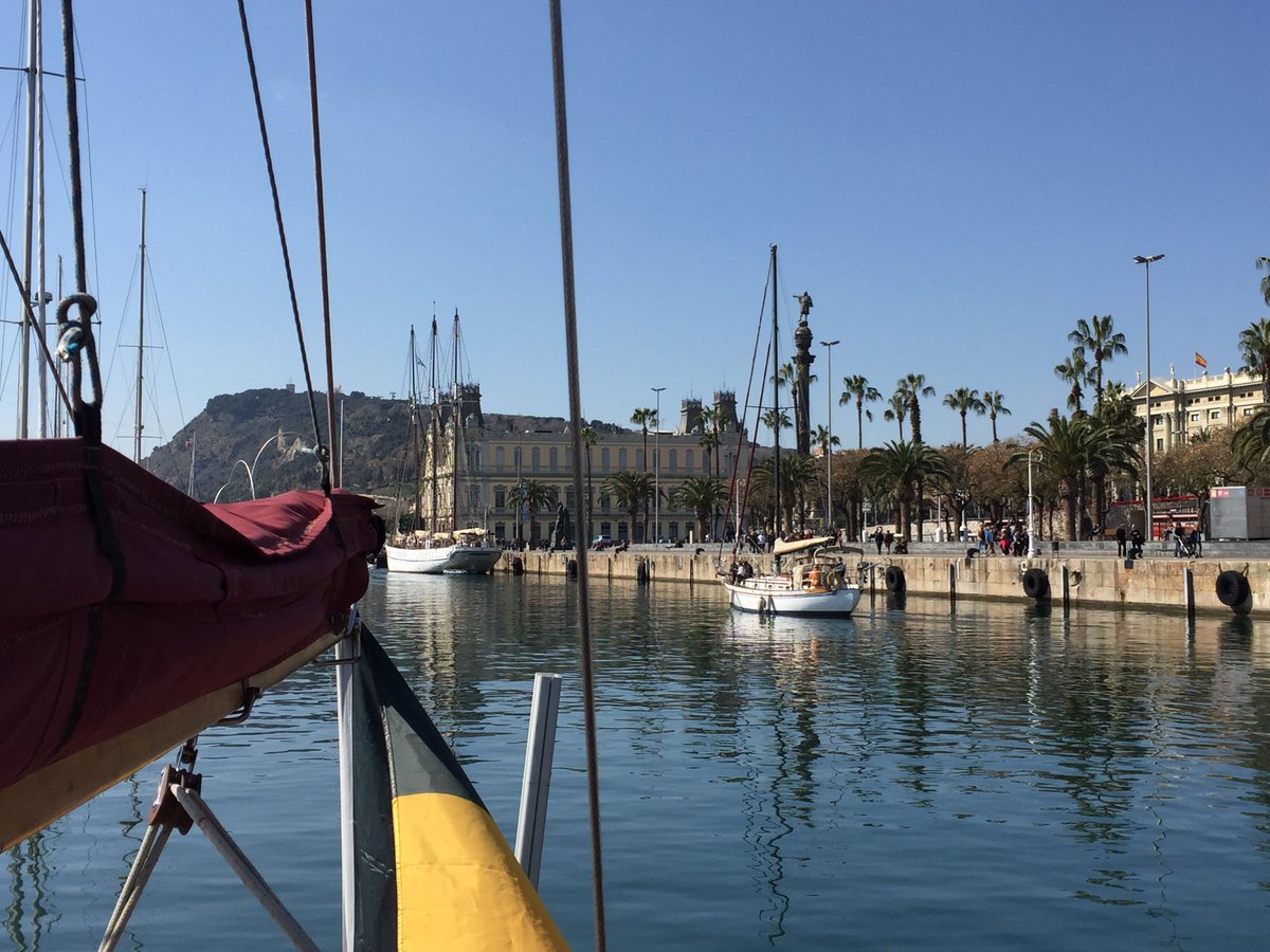 Prefieres un casco de madera o de fibra? Opina y comparte. Sortearemos regalo sorpresa!