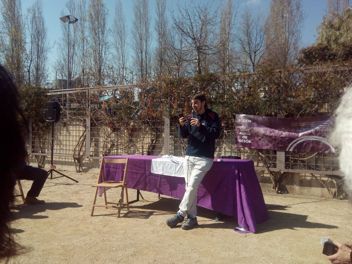 En Tiana Parlament Obert con <a href="/giner_joan/">Joan Giner</a>  @PodemosGramenet <a href="/podembadalona/">Podem Badalona</a> @Podemos_Montgat @PODEM_Tiana <a href="/PodemosSAB/">Podem/os Sant Adrià</a>