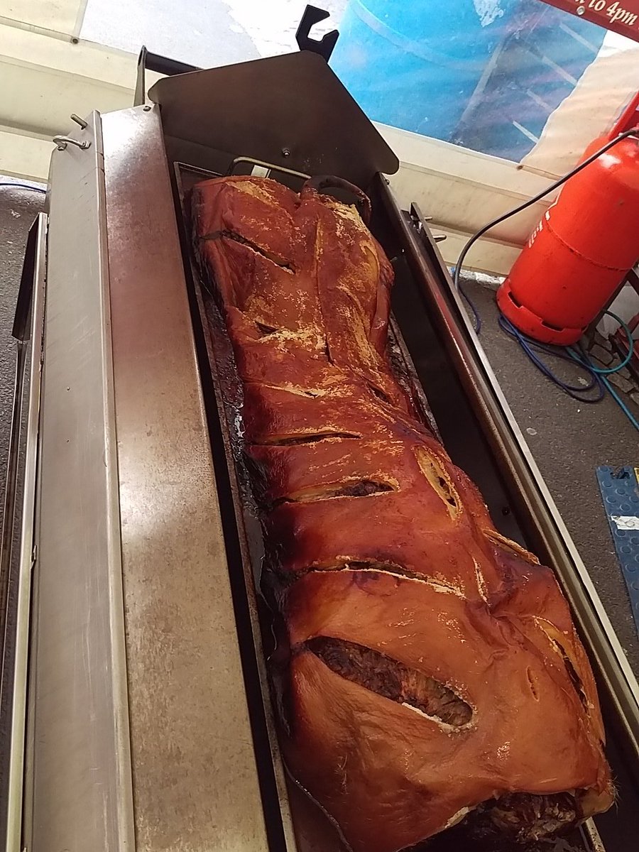 JekyllandHyde81's tweet photo. @mcr_irish_fest @OBriensBar our famous hog ready to go today https://t.co/Zm7d81wk0Z