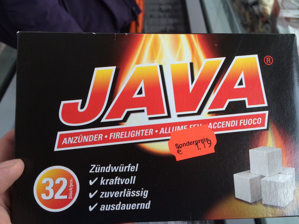 smeky42's tweet image. @java ist auch ein Zündwürfel #javaistaucheineinsel