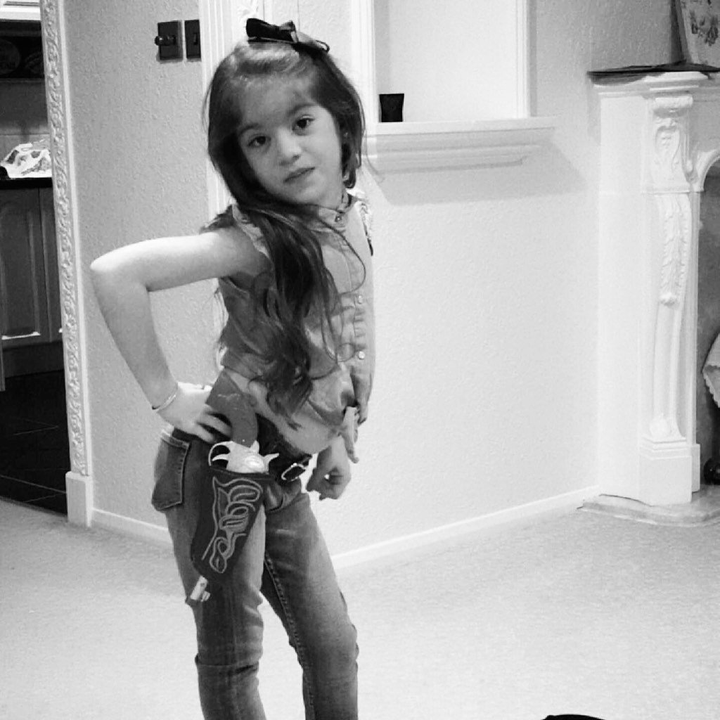 Jrcrickmore's tweet photo. I love this girl to #cowgirl https://t.co/gI4HPMkrp4