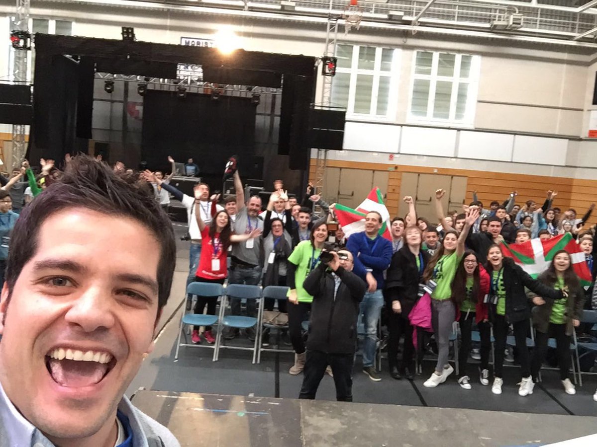OpenScientia's tweet photo. Amazing experience. Not enough words to describe #FLLGRANFINAL16 @firstlegoleague #coopertition @fllspain @flloec https://t.co/KdcAY60Jk7