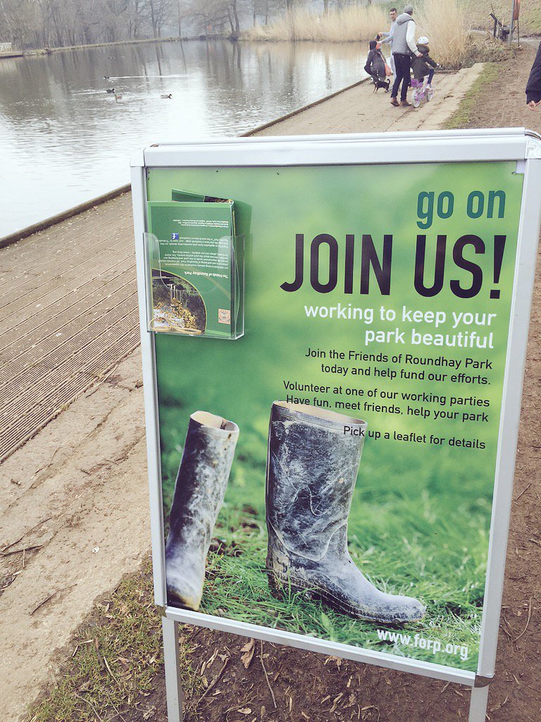 Remember to thank the Friends of #RoundhayPark if you see them today.