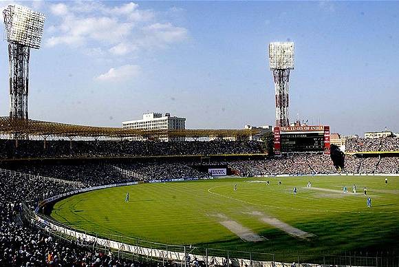 abpanandatv's tweet photo. #IndVsPakT20Match #Registration ভারত-পাক ইডেন ম্যাচের টিকিটের অনলাইন রেজিস্ট্রেশন শুরু  https://t.co/hhrTERAQKp https://t.co/I8VazwrxOl