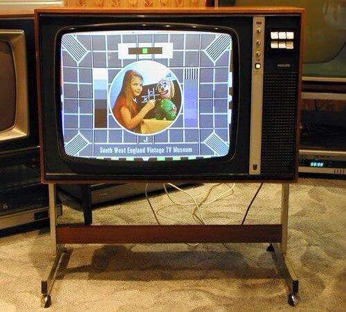 RetroCool tweet media