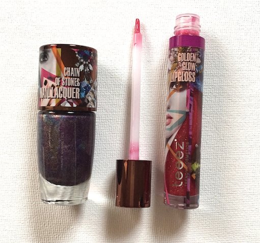 davelackie's tweet photo. I'm giving away this Teeez Beauty nail and gloss duo on Twitter! To enter, follow @davelackie &amp; RT https://t.co/eSu9CWY13x