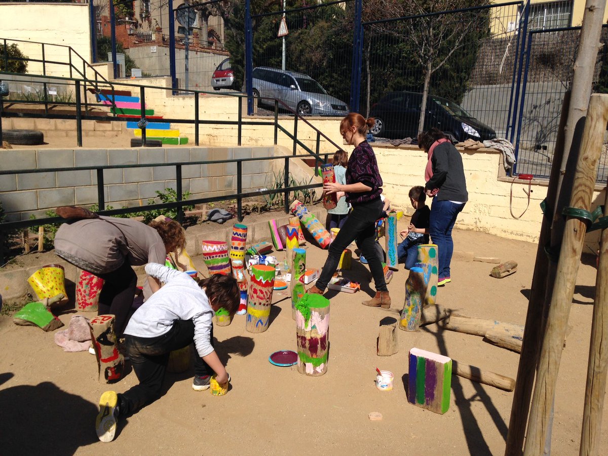 jimmybcn2's tweet photo. Continuem pintant! #matidelagenerositat @escolasadako https://t.co/hpa0n9Oc6a