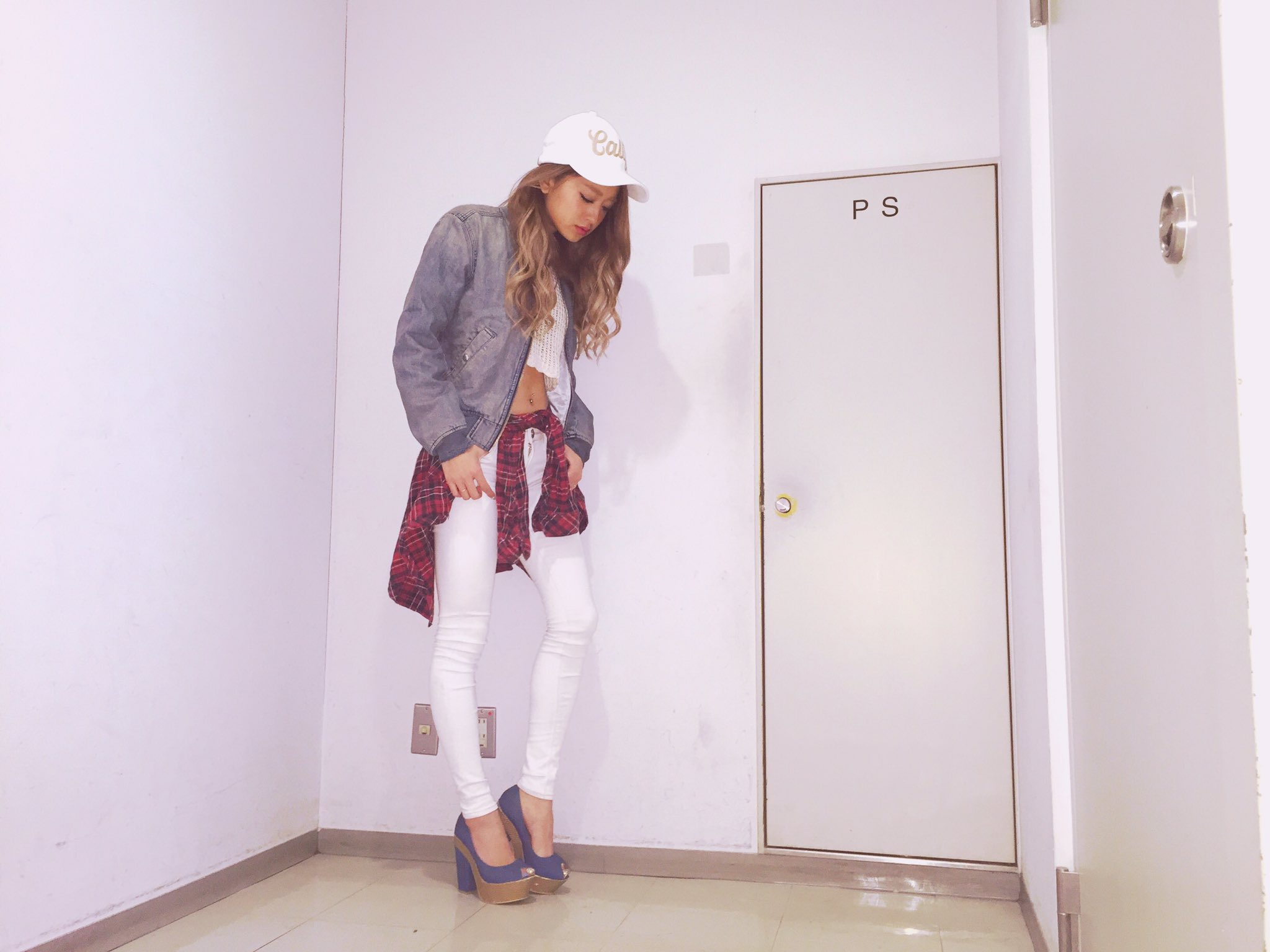 みちょぱ 池田美優 今日着てたdieselのジャケットが可愛すぎてお気に入り T Co Av7vw3ysdg