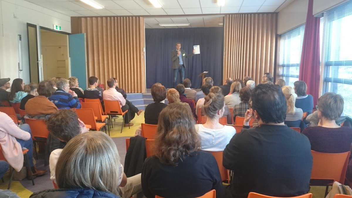 fransmollee's tweet photo. Veel ouders van kinderen met #tos in Utrecht voor ervaringscircuit. Ervaar TOS @aurisgroep @StHoormij @ErvaarTos https://t.co/PVTUYNCe7q