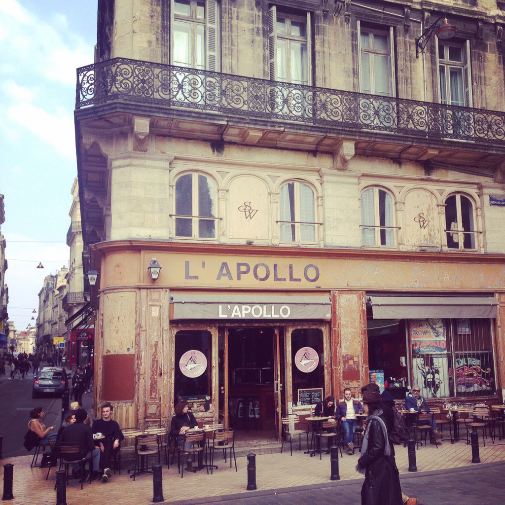 MuzeyyenBedel's tweet image. Love The color of life ✨ #bourdeaux #lapollo